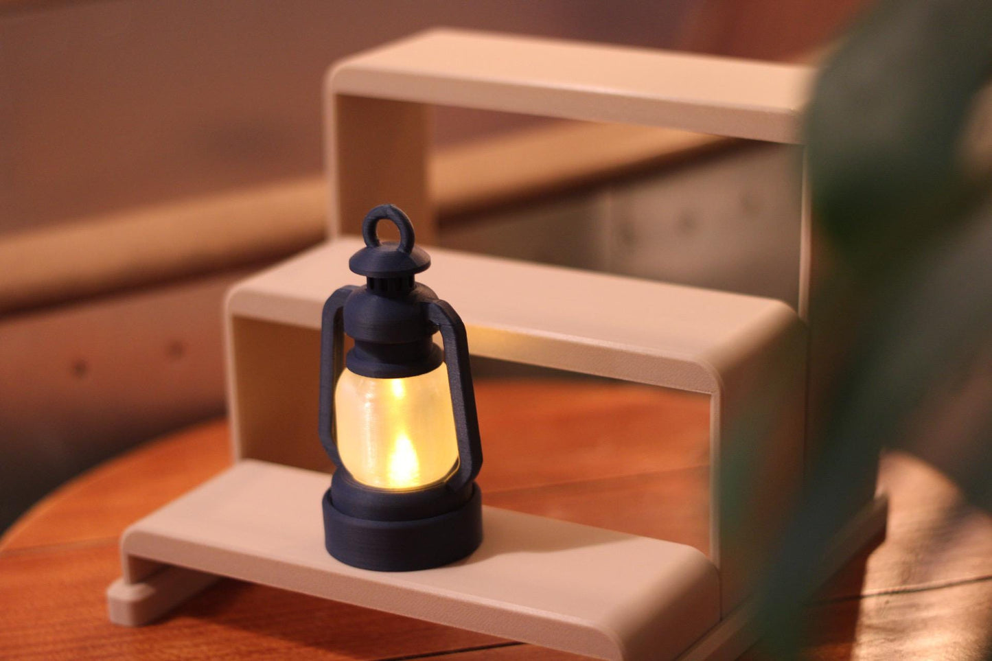 Old Fashioned Lantern Style Small Tea Electric Light Holder