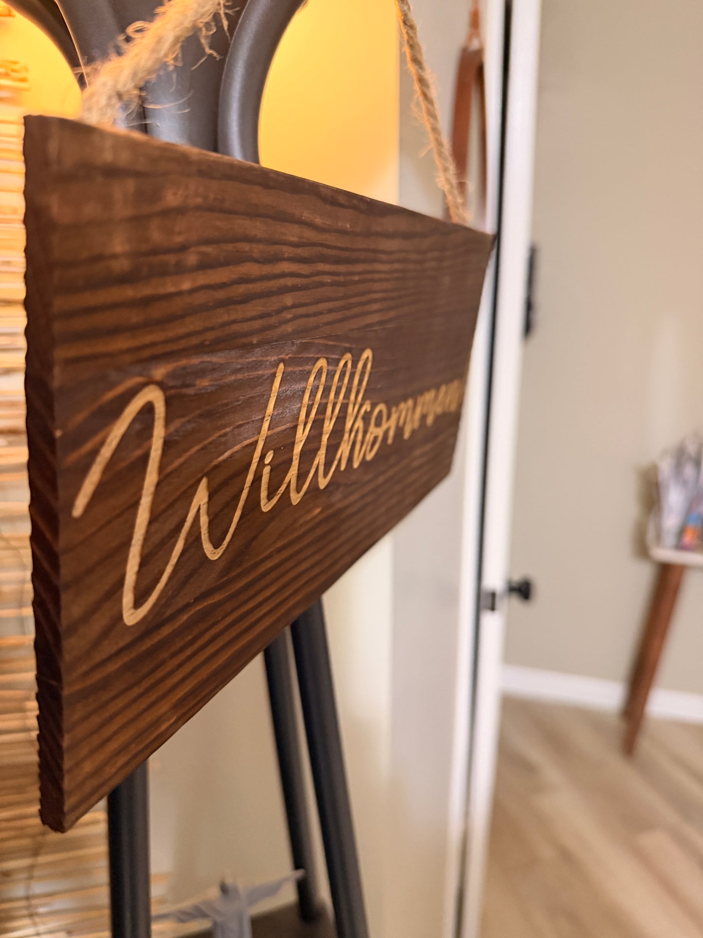 Custom laser engraved wooden “Welcome” “Willkommen” sign. Choose your style & language