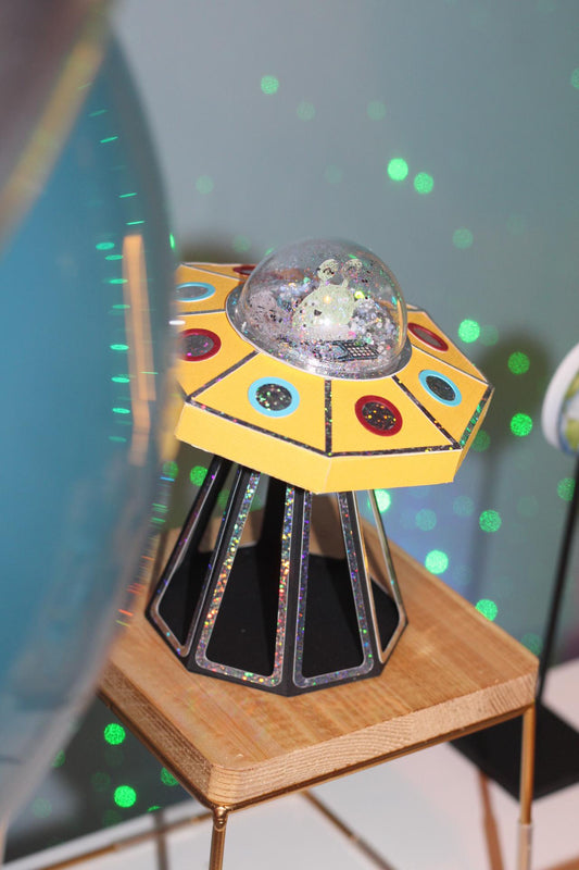 Flying Saucer Astronaut Theme Treat Boxes set of 4