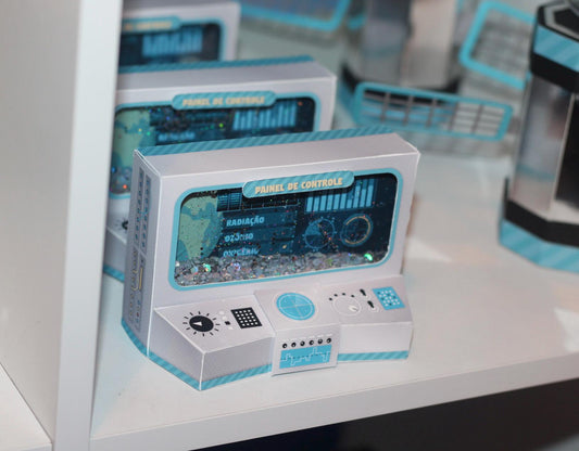 Astronaut Control Box Treat Box Party Favor set of 4