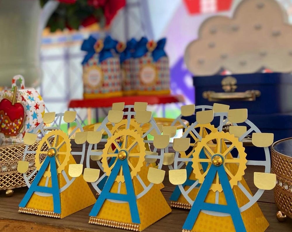 Amusement Park Ferris Wheel Treat Box Party Favor set of 4
