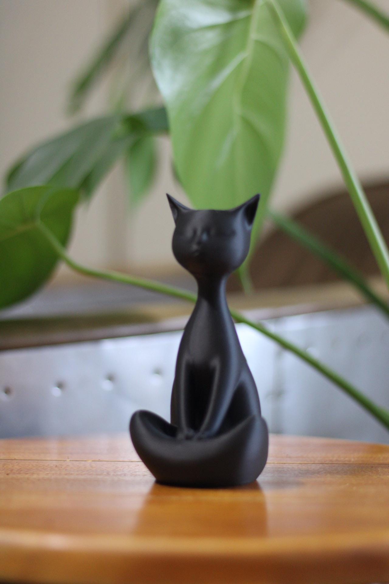 The Thinking Cat-Cat Lovers Figurine Truly Unique