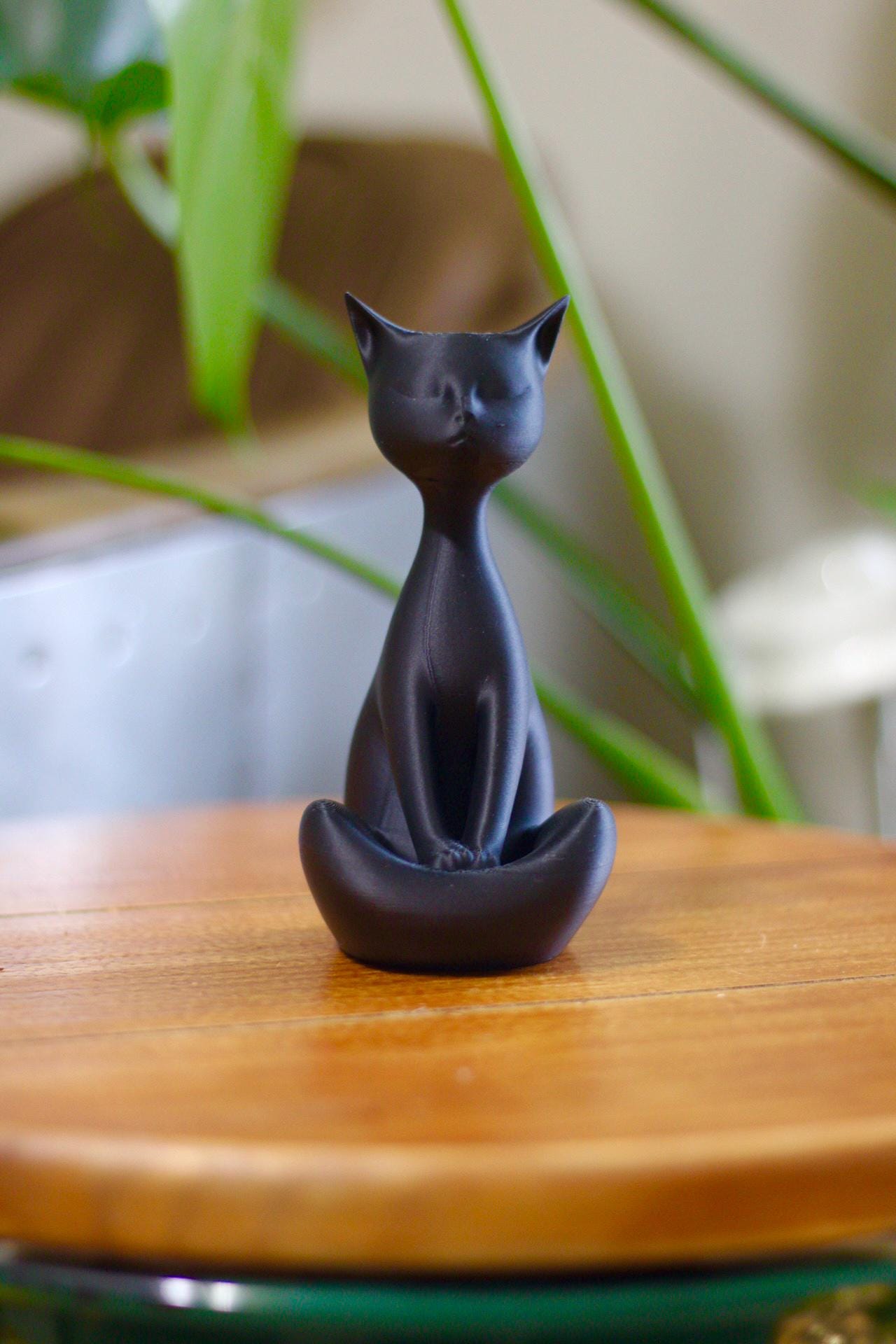 The Thinking Cat-Cat Lovers Figurine Truly Unique